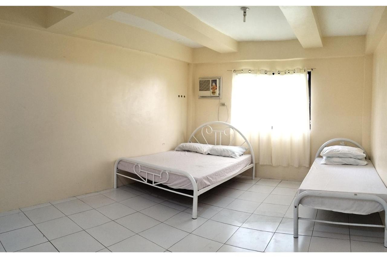 Oyo 800 Ddd Habitat Dormtel Bacolod Ξενοδοχείο Εξωτερικό φωτογραφία